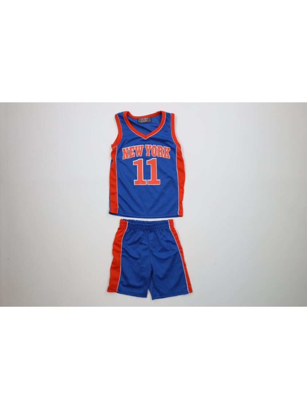Vintage Boys Size 6 2 Piece New York Knicks Basketball Uniform Jersey Shorts #11